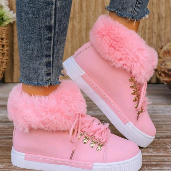 Womans Pink Suede Furry Ankle Boots Y2k - Picture 3 of 5